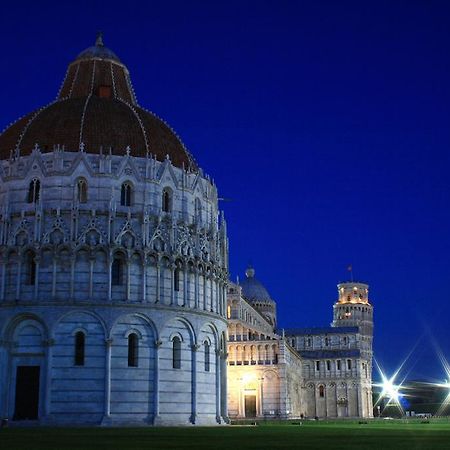 Bed and Breakfast Relais Dei Fiori Dimora D'Epoca Pisa Exterior foto